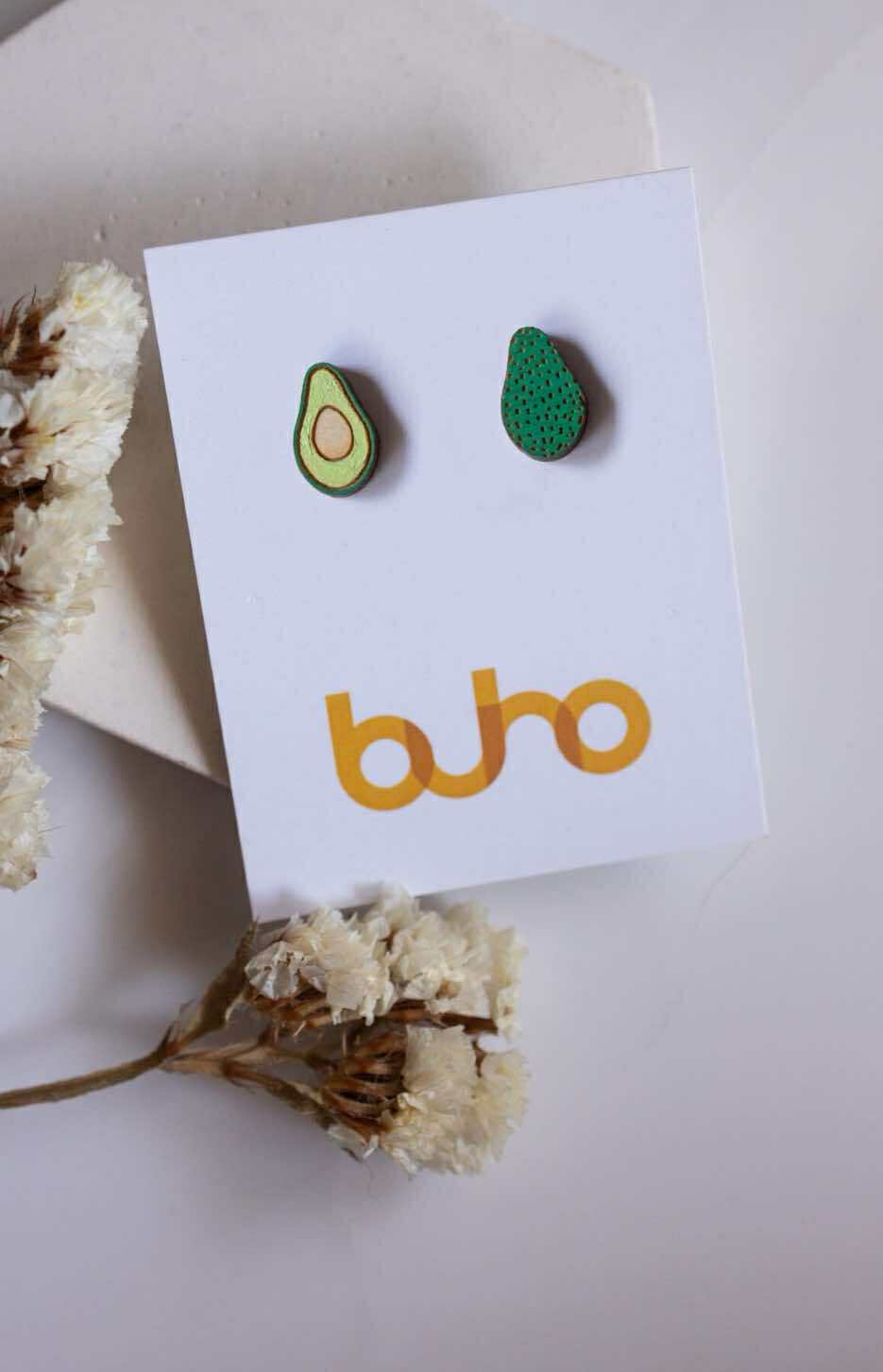 wooden Stud avocado