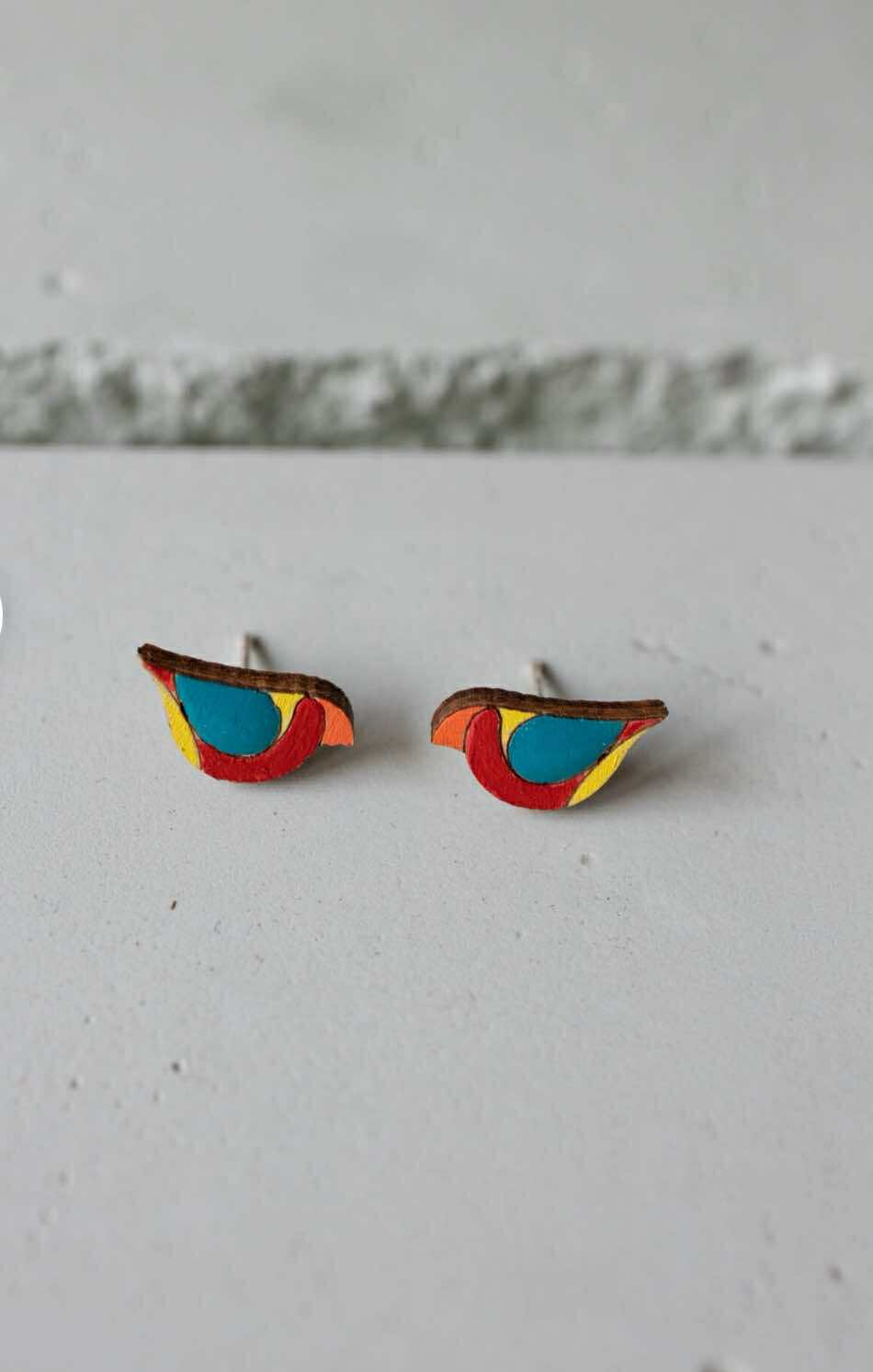 wooden Stud bird l